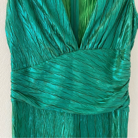 CQ by CQ Metallic green jumpsuit - Picture 4 of 15